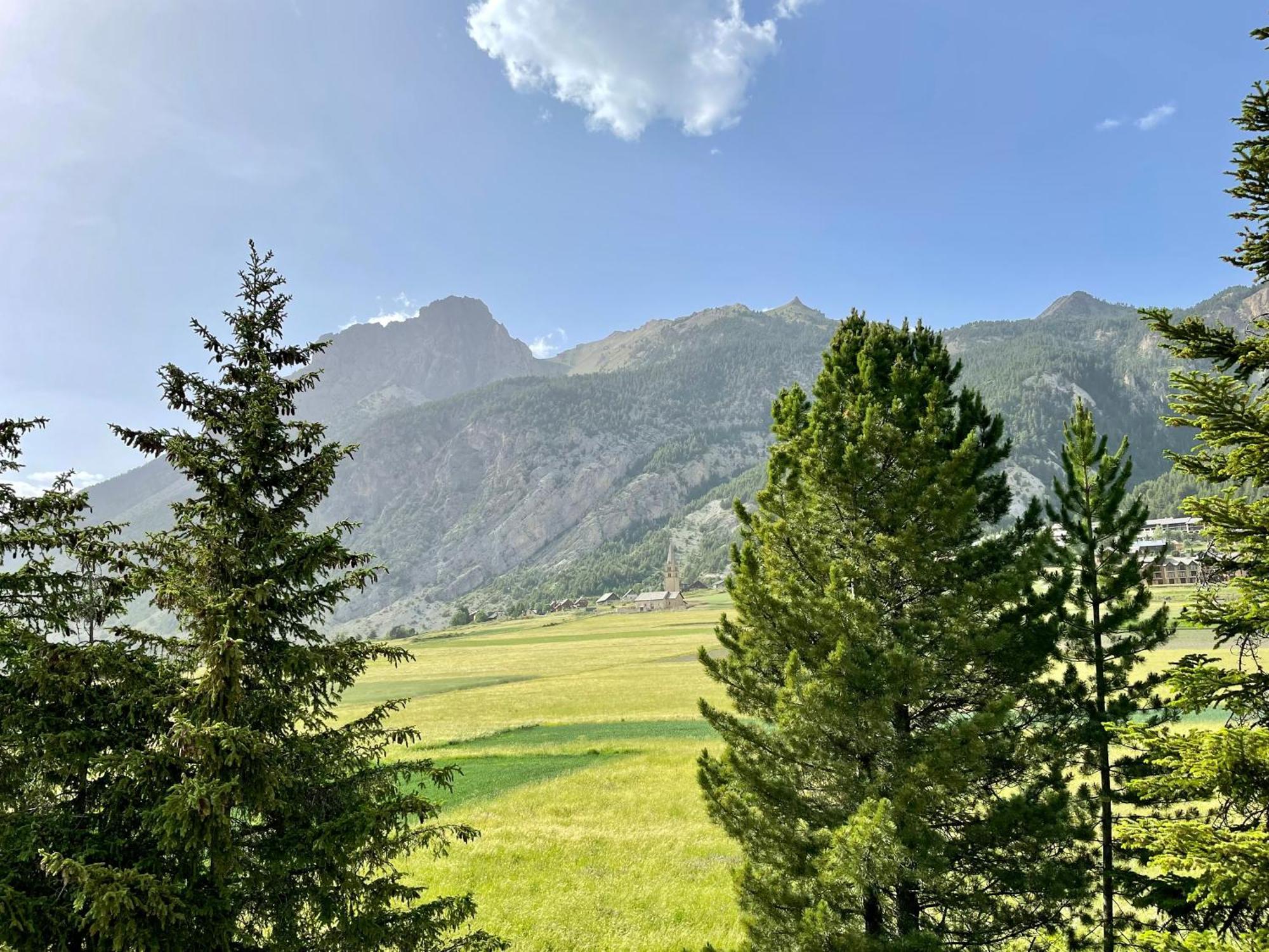 Gite Montagne 1 A 25 Places "Chalet Coste Belle" Ceillac Exterior photo